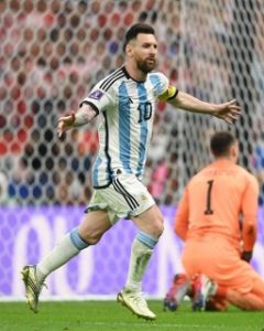A raça e a vontade do ídolo Messi
