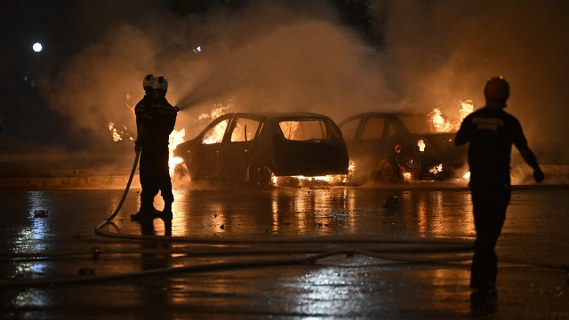 destruição de carros em Brasilia