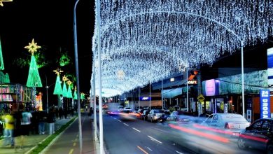 Prefeito Vilmar Mariano fará o acendimento oficial das luzes de Natal no Parque da Família, às 19h; público poderá conferir a decoração especial em diversas avenidas espalhadas por toda a cidade