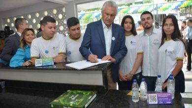 Educação Ronaldo Caiado