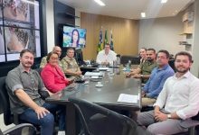 bombeiros em reunião