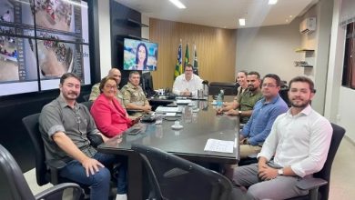 bombeiros em reunião