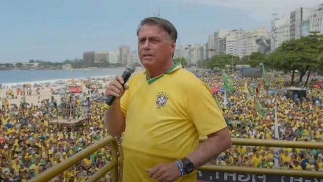 Bolsonaro em ato