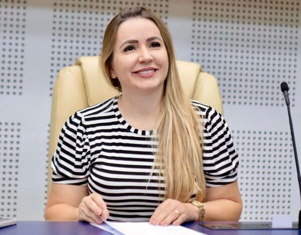 Leila Vereadora