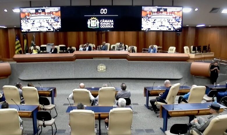 Plenário Câmara Goiania votação_