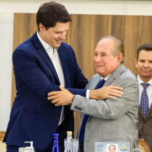 Daniel-Vilela-e-Bispo-Oides-Jose-do-Carmo