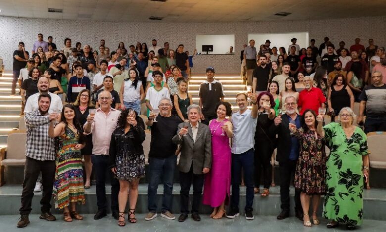 Curtas Canedo (1)