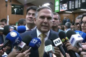 Coletiva Sandro_800x537