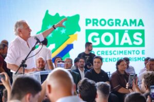 Entrega-de-veiculos-e-outros-beneficios-gov_Secom-