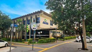 JUCEG_FACHADA_EXTERNA_DURANTE_