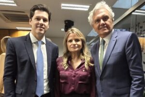 Daniel -Flávia e Caiado