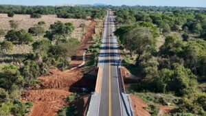 obras-executadas-com-recursos-do-Fundeinfra-esta-a-GO-154-pavimentaca