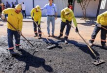 Daniel-Vilela-em-obra-de-asfalto-do-Goias-em-Movimento_Secom_600x600