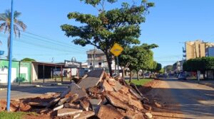 Via sacra trindade Demolida (4)_