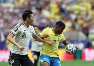 Brasil e Japão Cpa do Mundo (2)