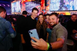 Daniel-Vilela-e-Iara-Vilela-no-Arraia-do-Bem-2026
