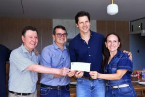 Prefeito de Sanclerlandia e Daniel Vilela (2)_
