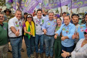 CARREATA DANIEL VILELA GOVERNADOR (1)