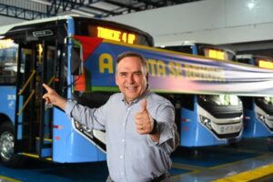 Mabel Entrega de onibus novos_
