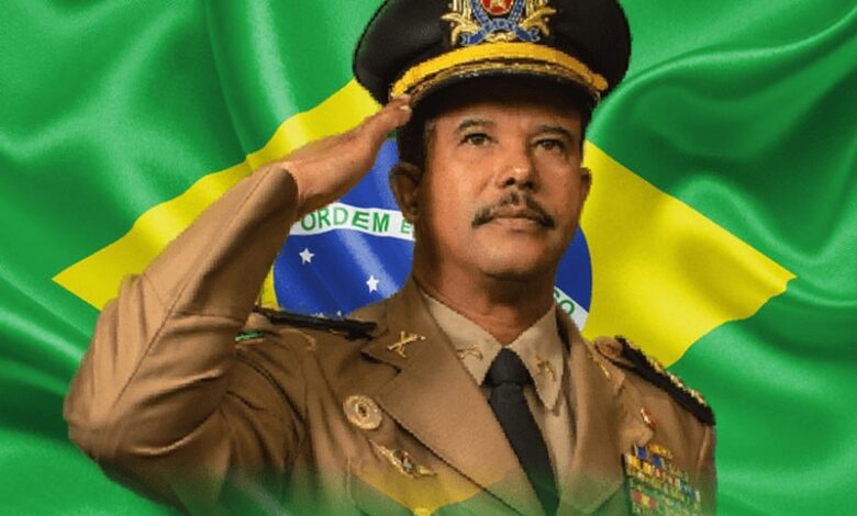 coronel-adailton-bandeira-brasil_