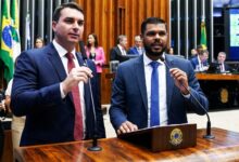 Romario e Flávio Bolsonaro